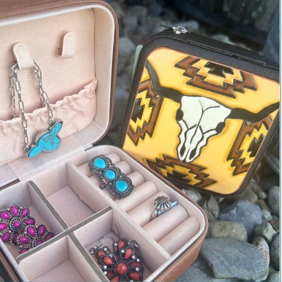 Western Skull and Aztec Print Leather Travel Jewelry Box. NWT - Picture 2 of 8